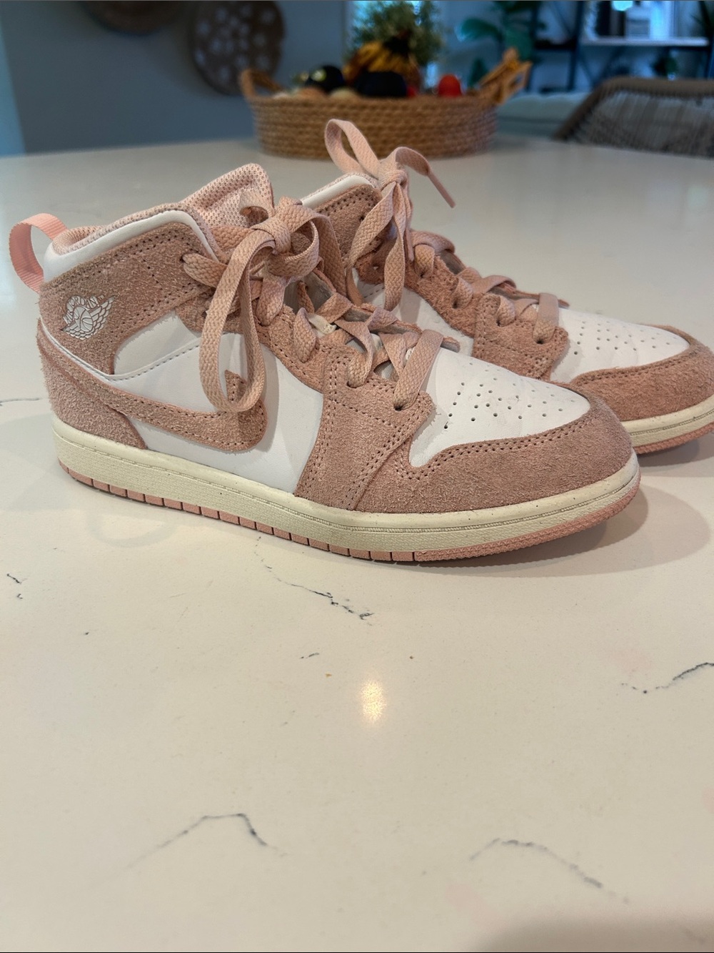 Jordan’s 3Y worn 1x Nike Kids' Mid-Top Sneakers in Blush Pink and White